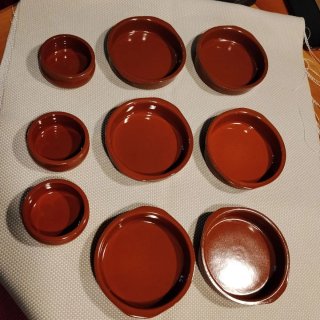 Set di 9 ciotole in terracotta
