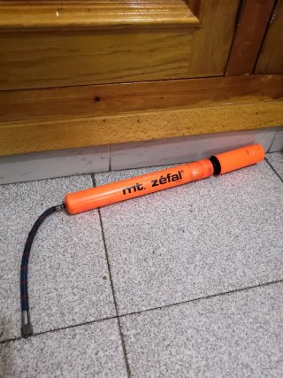 Bomba de inflar Zéfal