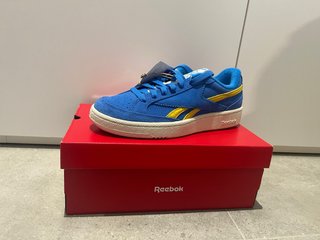 Zapatillas Reebok Azules y Amarillas