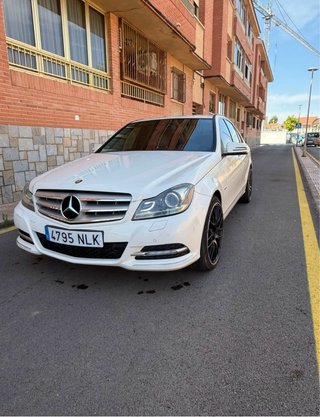 Mercedes-Benz Clase C 2011