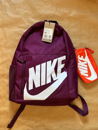 Mochila Nike Morado Oscuro y Blanca con Estuche