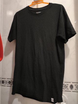Camiseta negra Pull&Bear