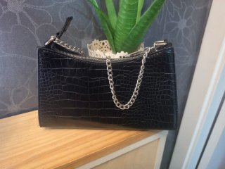 Bolso Stradivarius Negro
