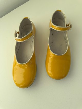 Zapatos Retro Camper Amarillos