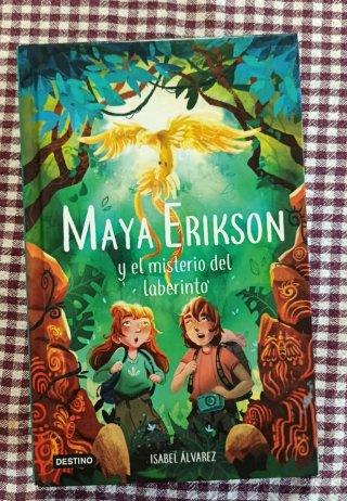 Libro Maya Erikson y el misterio del laberinto