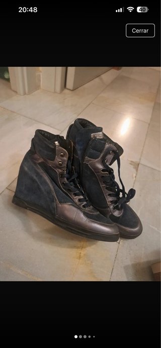 Botines deportivos con cuña