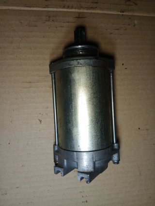 Motor de arranque Suzuki 800