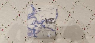 Sudadera tipo mármol, estampada Blanca y Azul