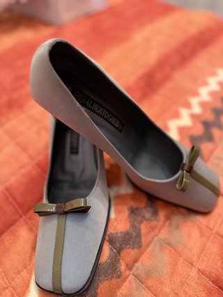Zapatos de tacón Alberto Gozzi Gris satin y charol
