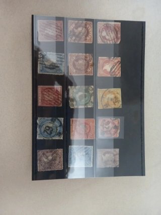 Colección de 15 Sellos de Isabel II
