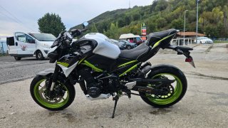 Kawasaki Z900 Full