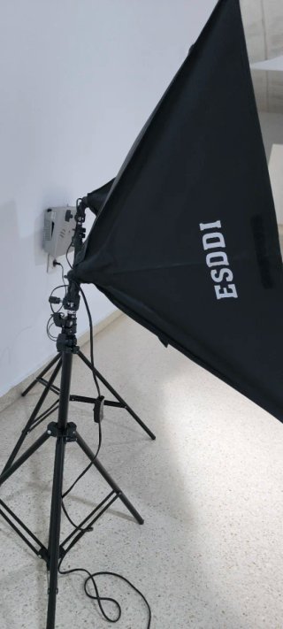 Luces de Estudio ESDDI