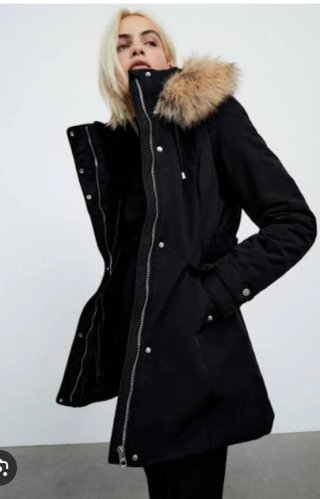 Parka Negra Zara