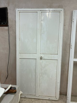 Puerta de Aluminio Blanca