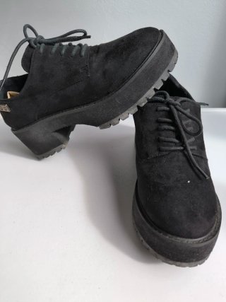 Zapatos Negros con Plataforma