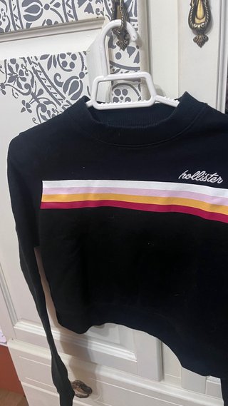 Jersey Hollister Negro Talla XS