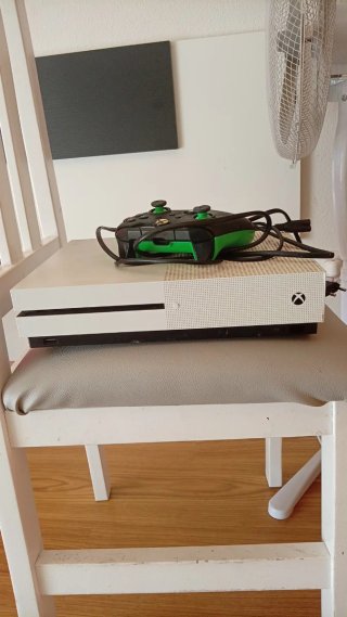 Xbox One S Bianca e Nera