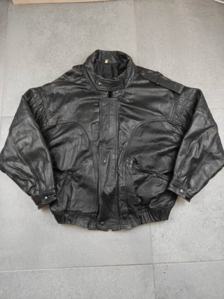Cazadora bomber vintage de piel negra años 80 L
