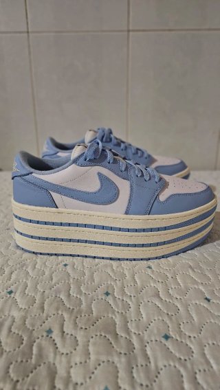 Zapatillas Nike Plataforma Azul y Blanco