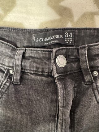 Vaqueros Stradivarius Talla 34, faldas., desde 7€