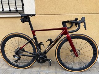 Bicicleta de Carretera Megamo Pulse 2025