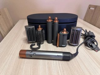 Dyson Airwrap multi-styler