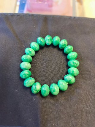 Pulsera jade verde diseño espacial