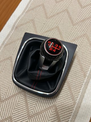 Pomo marchas Golf 5 y 6