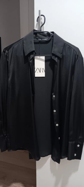 Camisa Satinada Negra Zara