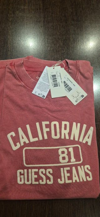 Camiseta Guess Roja Talla M