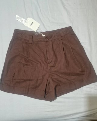 Pantalón corto marrón