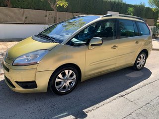 7 PLAZAS DIESEL AUTOMATICO