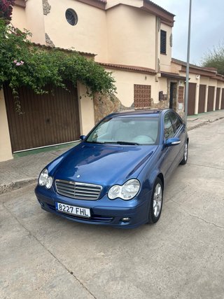 Mercedes-Benz Clase C 2006