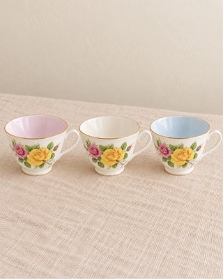 Set de 3 Tazas de Porcelana con Flores