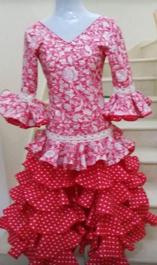 Traje de flamenca para niña de unos 10/11 años