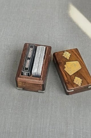 Caja de Madera Vintage para Naipes con Baraja