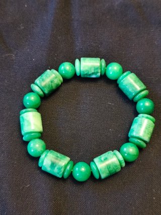 Pulsera jade verde bolas y cilindros