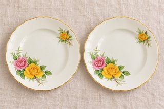 Set de 2 Platos de Porcelana con Flores