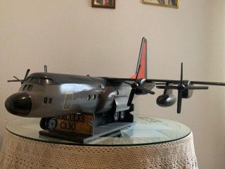 Avión a Escala Hércules C130 Artesanal