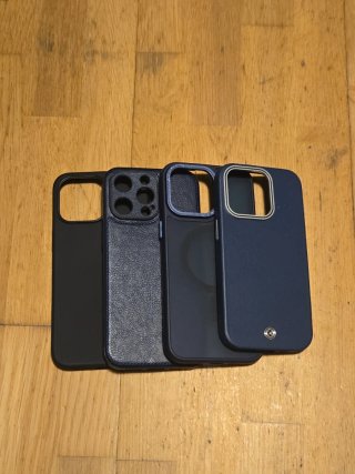 Confezione da 4 custodie per iPhone 15 Pro Max e 13 Pro