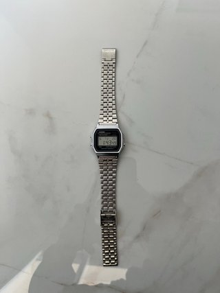Reloj Casio Plateado