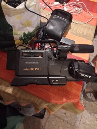 Videocámara Sony Hi8 Pro