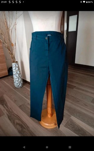 Pantalón de vestir Kira . Azul marino