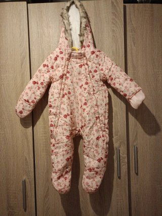 Buzo de bebé estampado floral