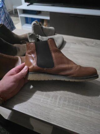 Botines Chelsea Pier One Marrones