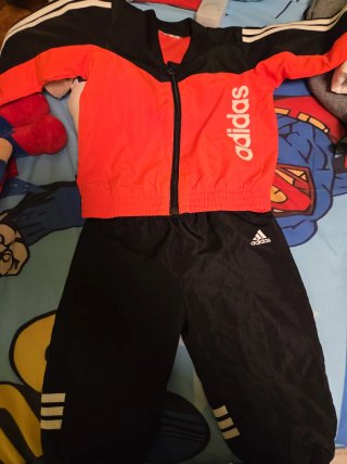 Chándal adidas Negro y Rojo