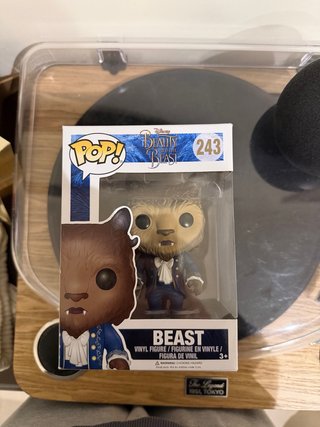 Funko Pop Beast 243 - La Bella y la Bestia
