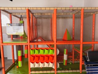 Parque de Bolas Infantil de 2 Plantas MUY NUEVO