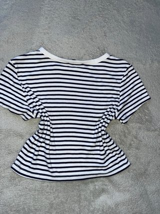 Top de Rayas Azules y Blancas