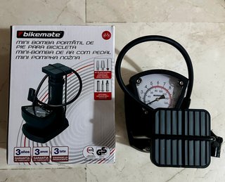 Bomba de pie para bicicleta Bikemate
